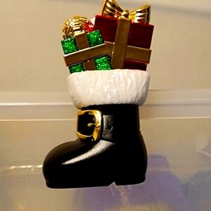 BATH & body works Santa's boot gifts wallflower plug new